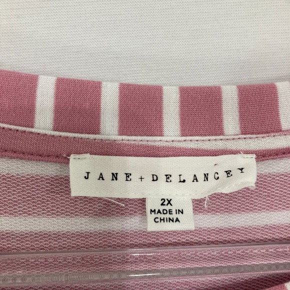 Jane and Delancey Top sz 2X Striped Button Accents Stretch Comfy Relaxed Casual - Picture 3 of 10